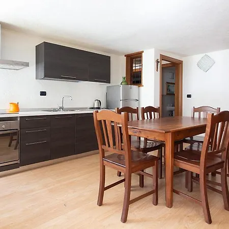 Les Quartier Appartaments Apartament *
