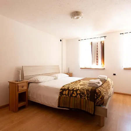 Les Quartier Appartaments 발그리센체