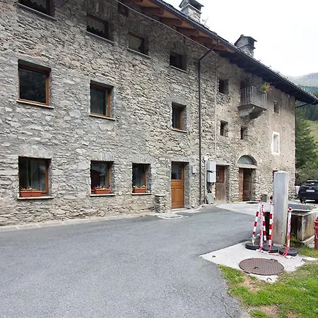 Les Quartier Appartaments